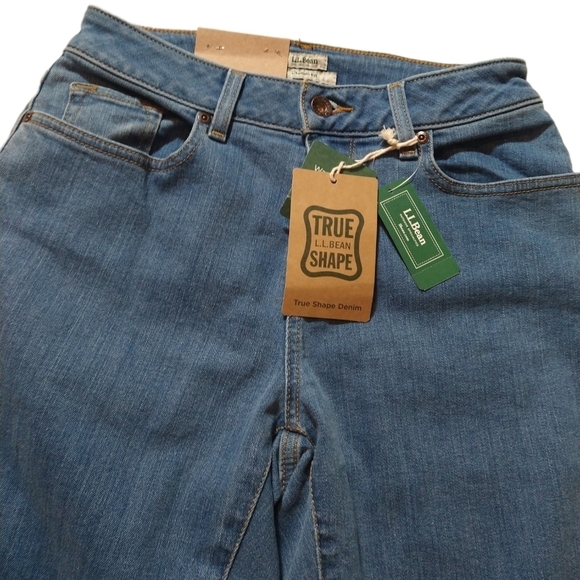L.L. Bean True Shape denim classic fit straight leg jeans pants NEW size… - Picture 2 of 8